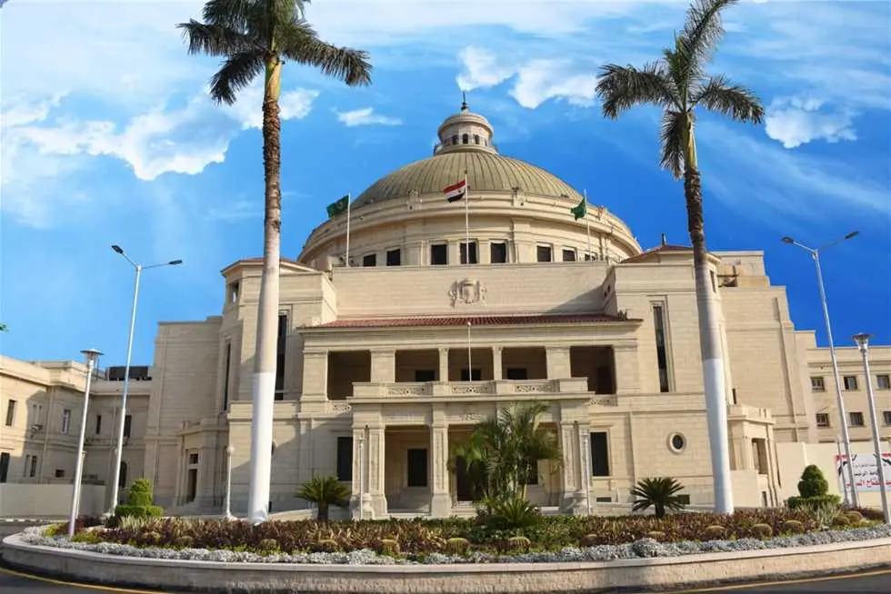 التسجيل في الجامعات